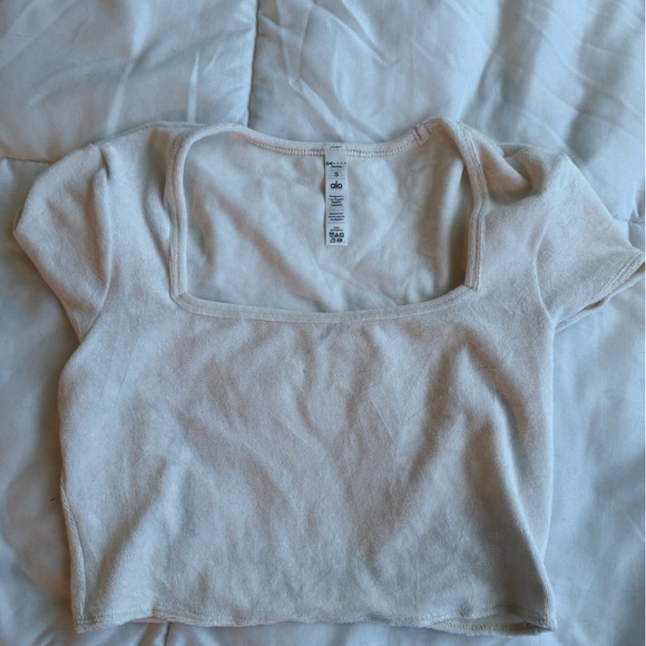 Alo Yoga | Terry Beachside Short Sleeve - Picture 2 of 7